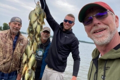 slab-crappie-deep-water-fishing-saarelas-lake-of-the-woods