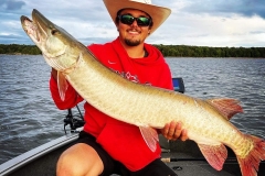 Raspberry Run Summer Trolling Musky – Lake of the Woods