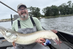 Round Island Shelter Musky Trophy Multiple Fish Day – Lake of the Woods
