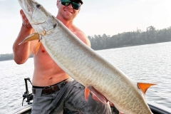 Three Pine Island Musky Keep in Water Unhooking Method – Lake of the Woods